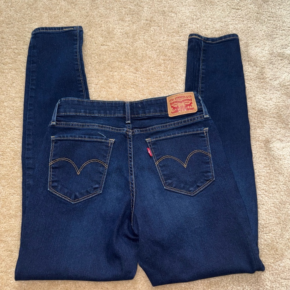 Levi's Women's Dark Blue Skinny Jeans - Picture 1 of 4